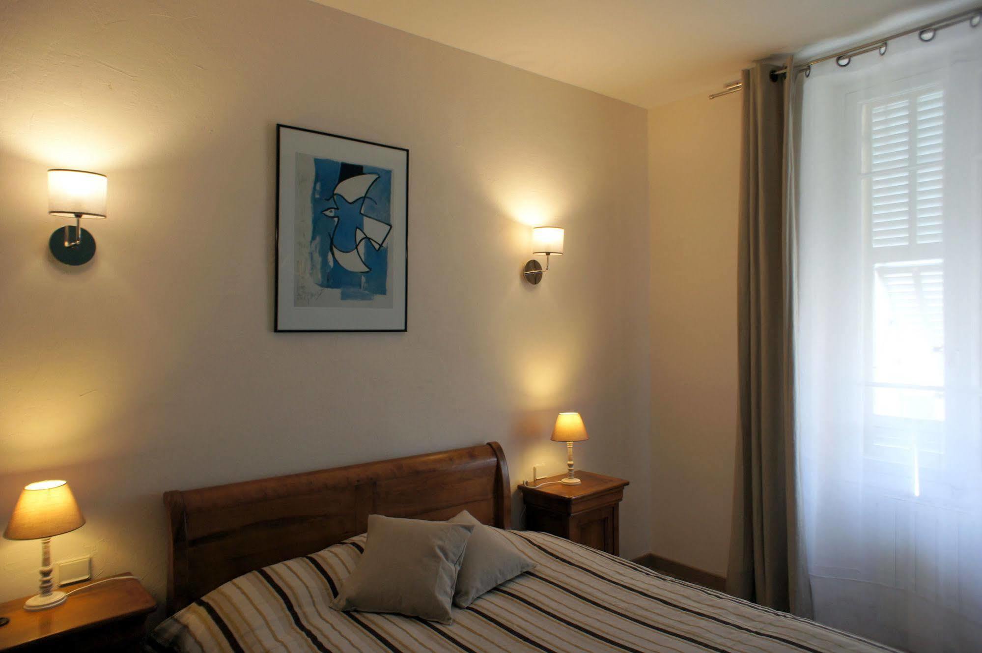 Zeperfectplace - Vieux Nice Garibaldi 3 Chambres Luaran gambar